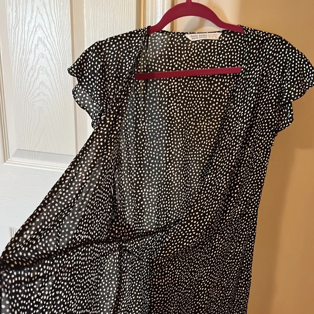 Zara Basic Wrap Top - Picture 8 of 13